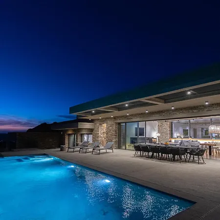 Andros Thea Luxury Villa *